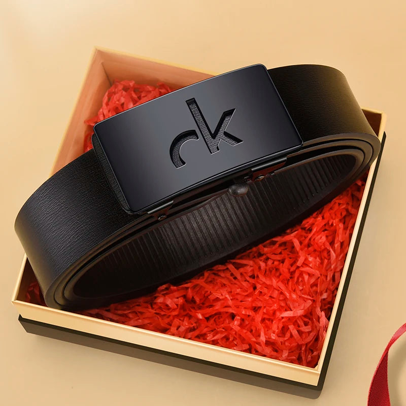 Men's belt with automatic buckle, modern and casual, perfect for formal wear.