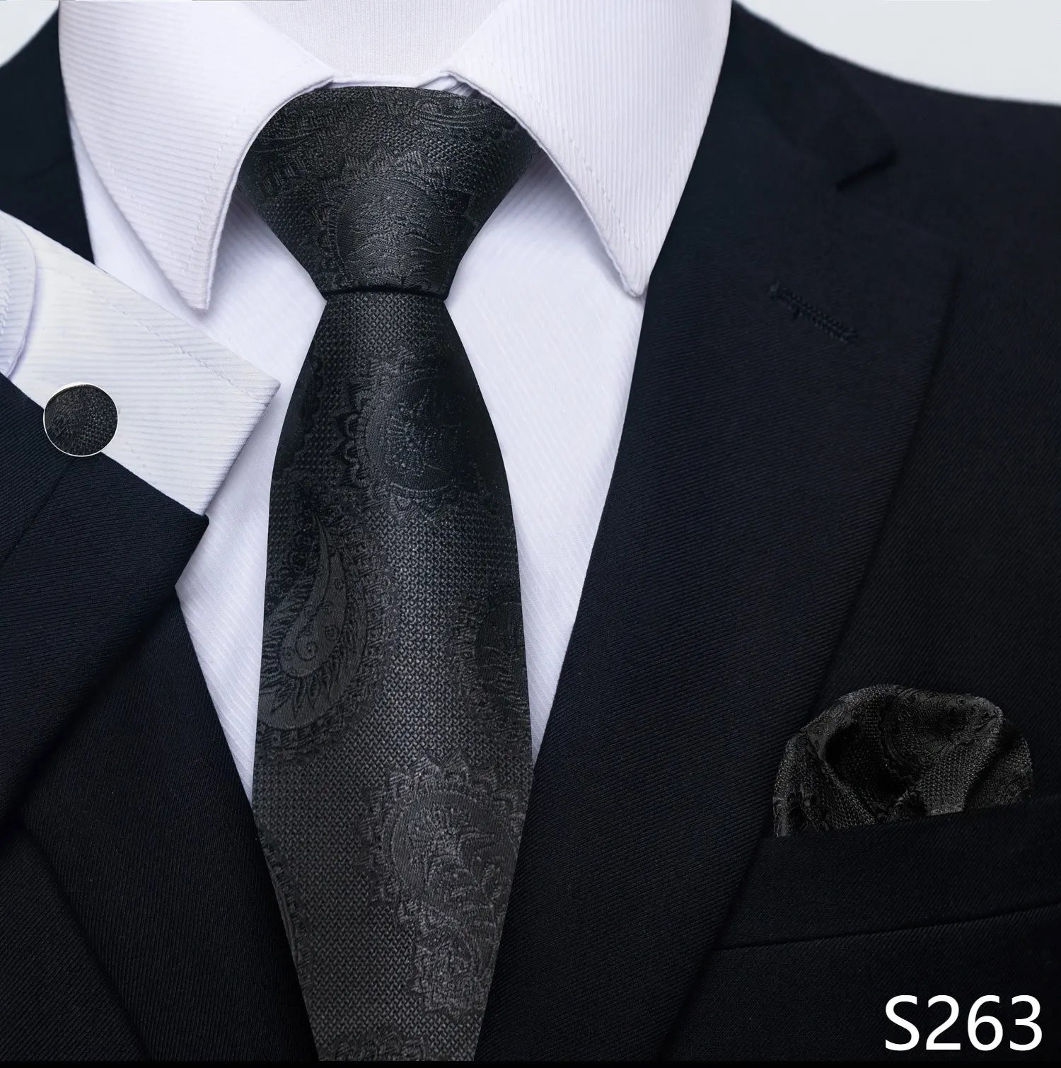 Men's tie, tie and button set of the highest quality.