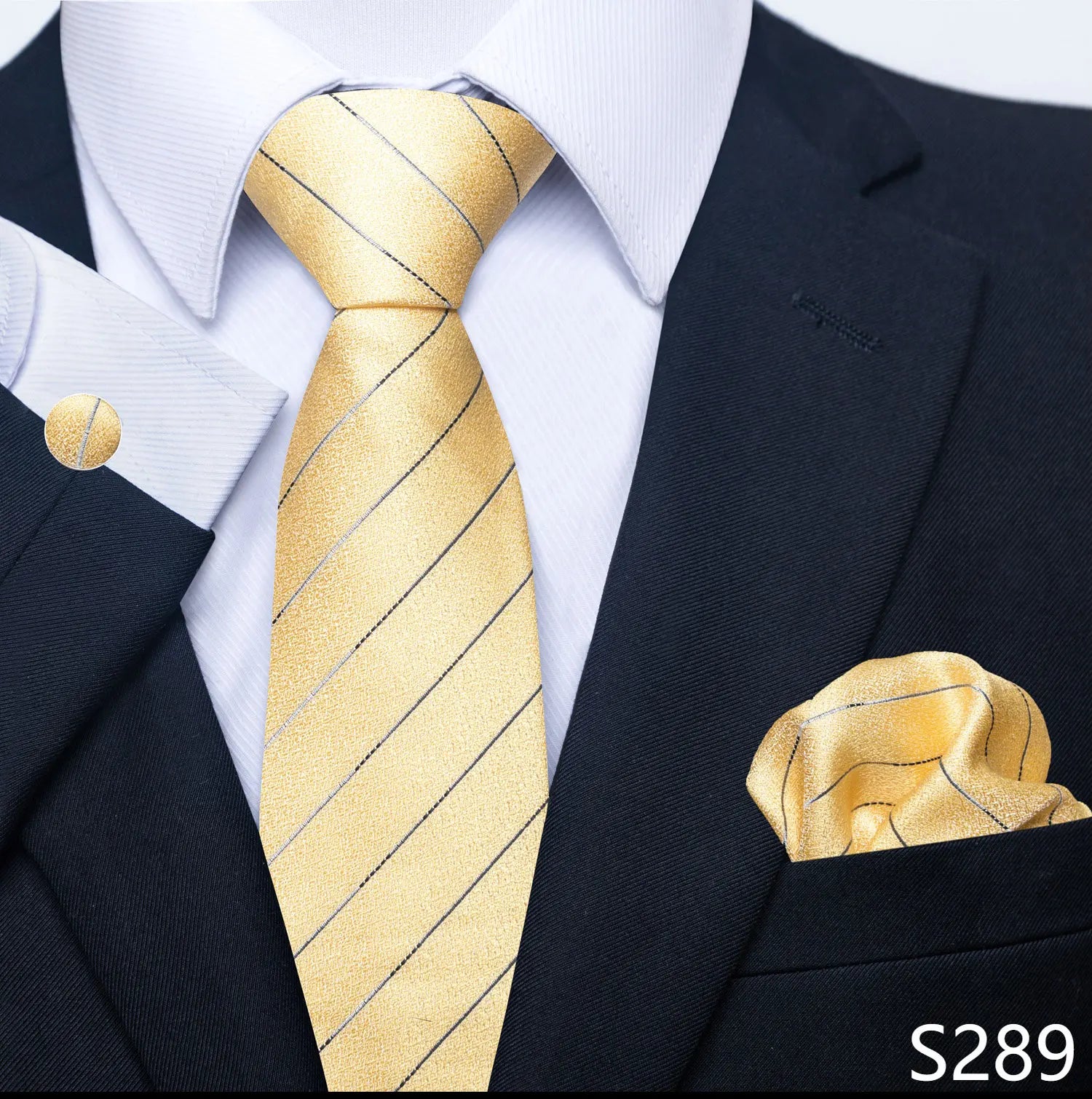 Men's tie, tie and button set of the highest quality.