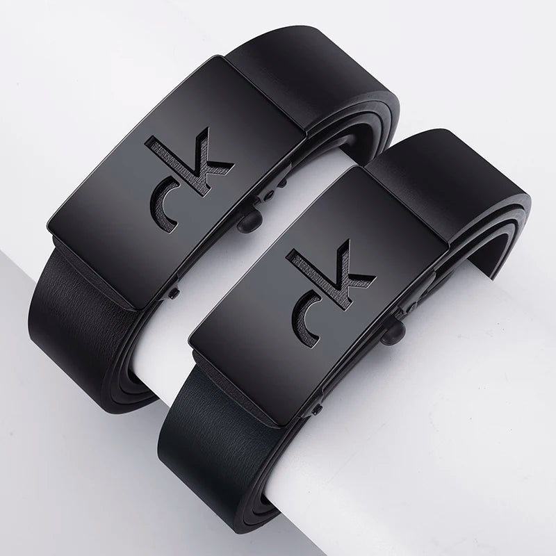 Men's belt with automatic buckle, modern and casual, perfect for formal wear.